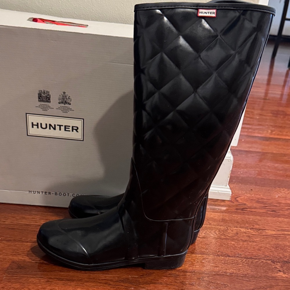 Hunter Quilted Sandhurst Savoy Black Tall Boots US size 9 EU 40/41